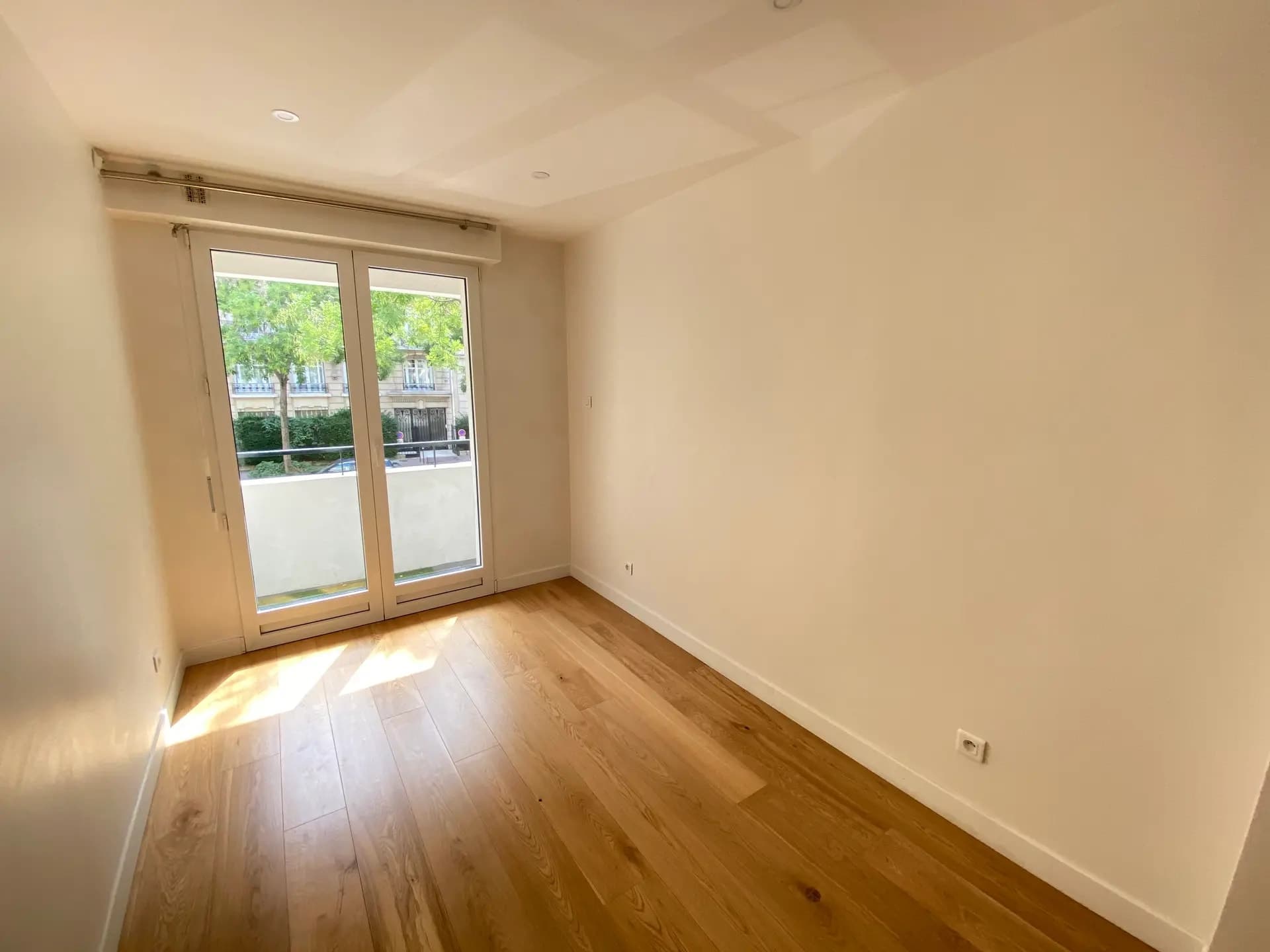 APPARTEMENT FAMILIAL PROCHE PORTE D'AUTEUIL - Image 5
