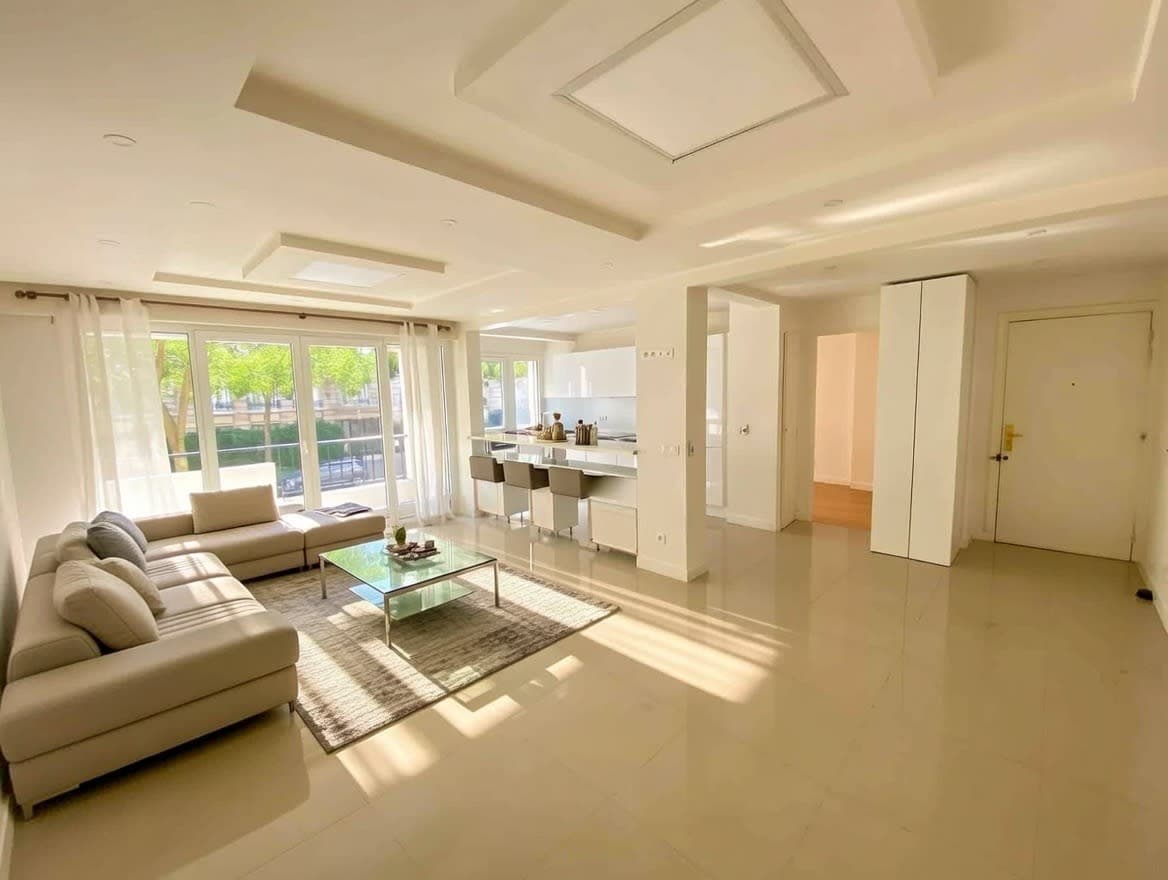 Propriété similaire APPARTEMENT FAMILIAL PROCHE PORTE D'AUTEUIL