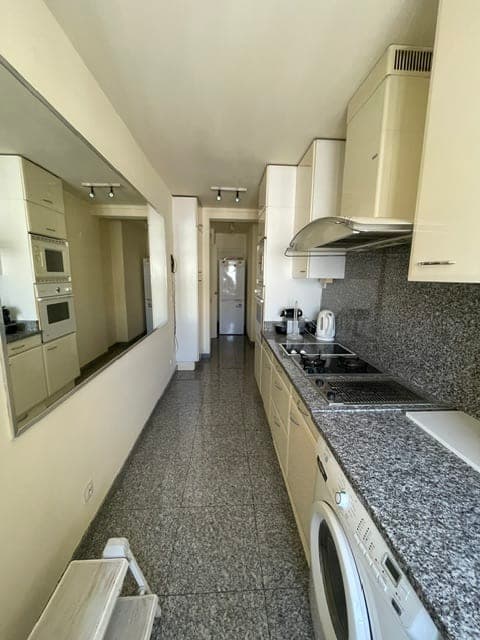 PARIS 16 - Appartement de 85 m², 4 Pièces, proche Place VICTOR-HUGO - Image 5