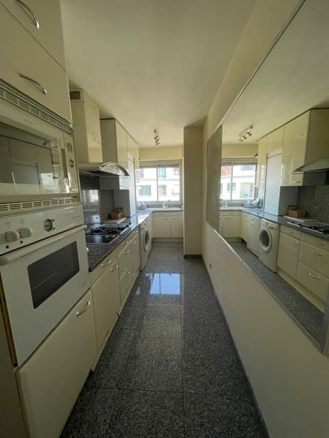 PARIS 16 - Appartement de 85 m², 4 Pièces, proche Place VICTOR-HUGO - Image 4